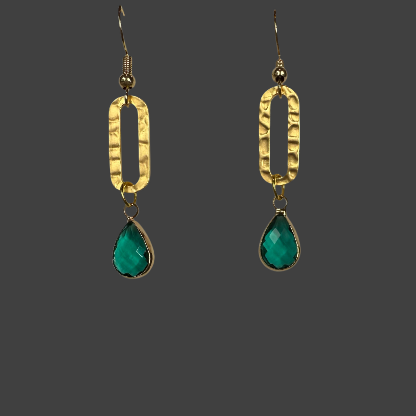 Emerald Rose-Cut Teardrop-Gold Hammered Oval