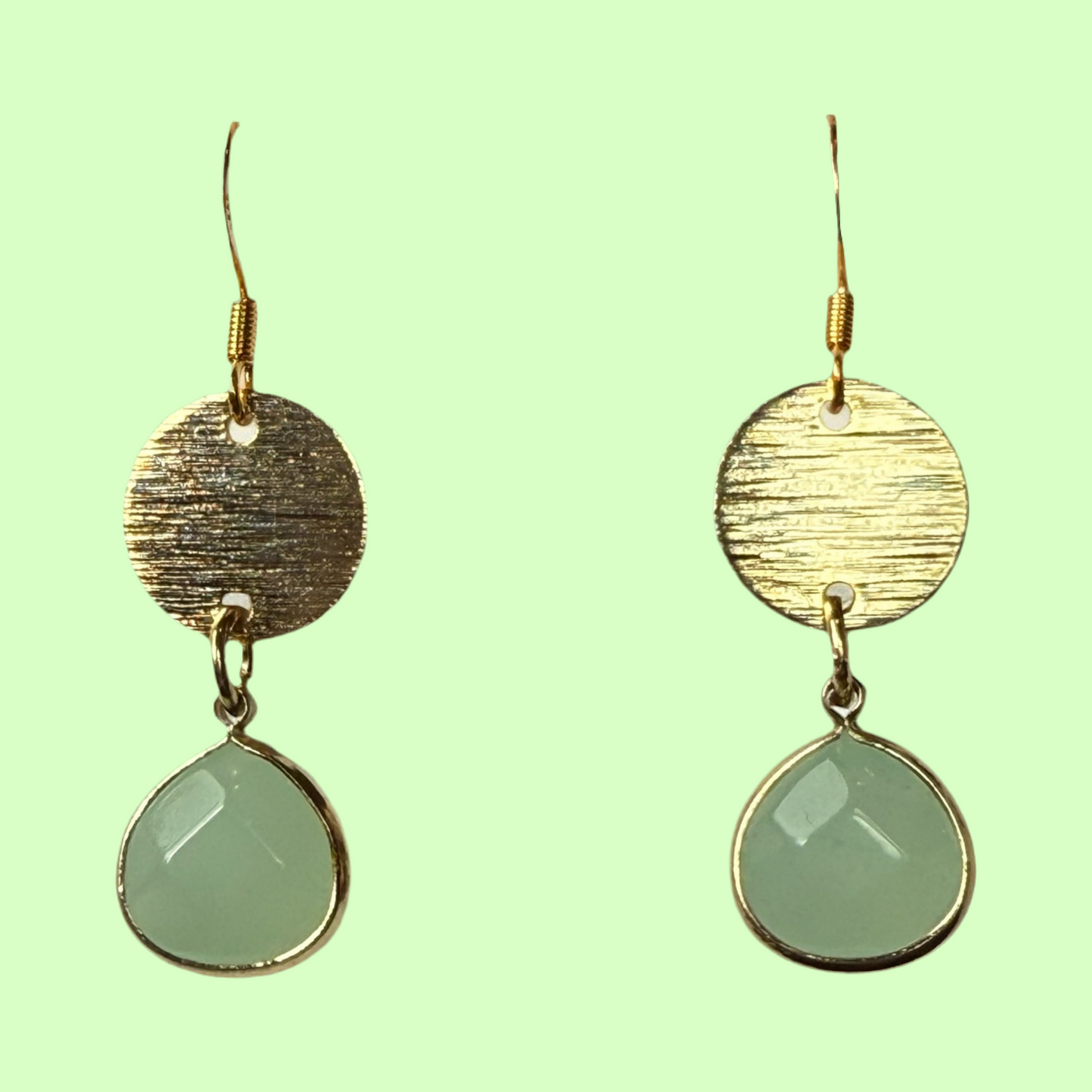 Fluorite Rose Cut- Etched Gold Circle